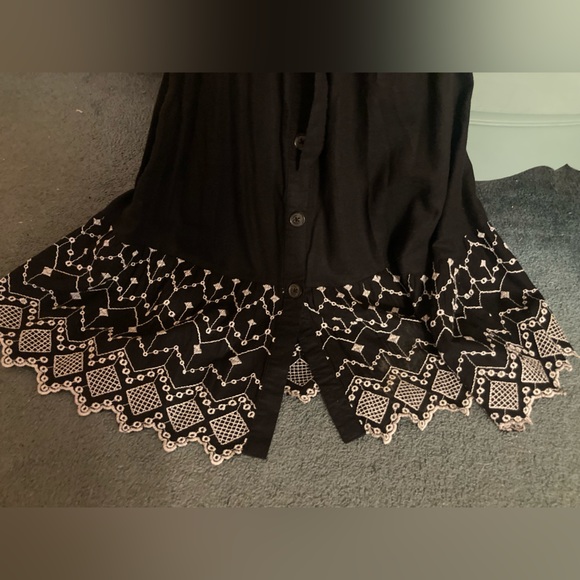 Black with white embroidery maxi dress! - Picture 4 of 4